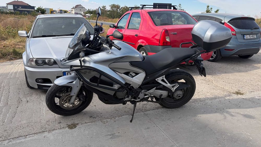 Honda VFR800X Crossrunner