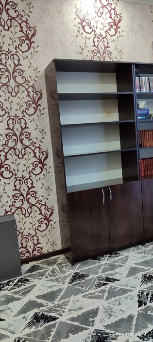 Продается Книжная полка