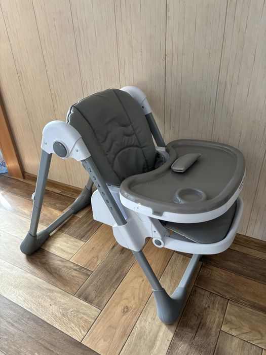 Детский стульчик для кормления