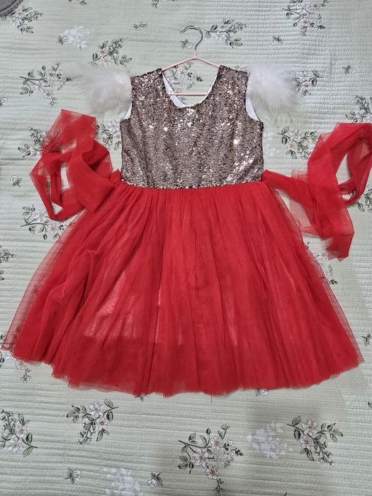 Платья нарядные для девочек