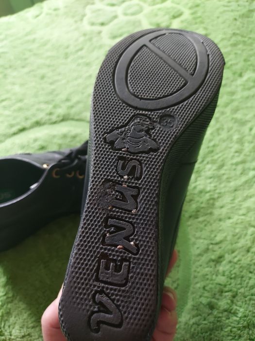 Обувь для девушки, 35-36 р