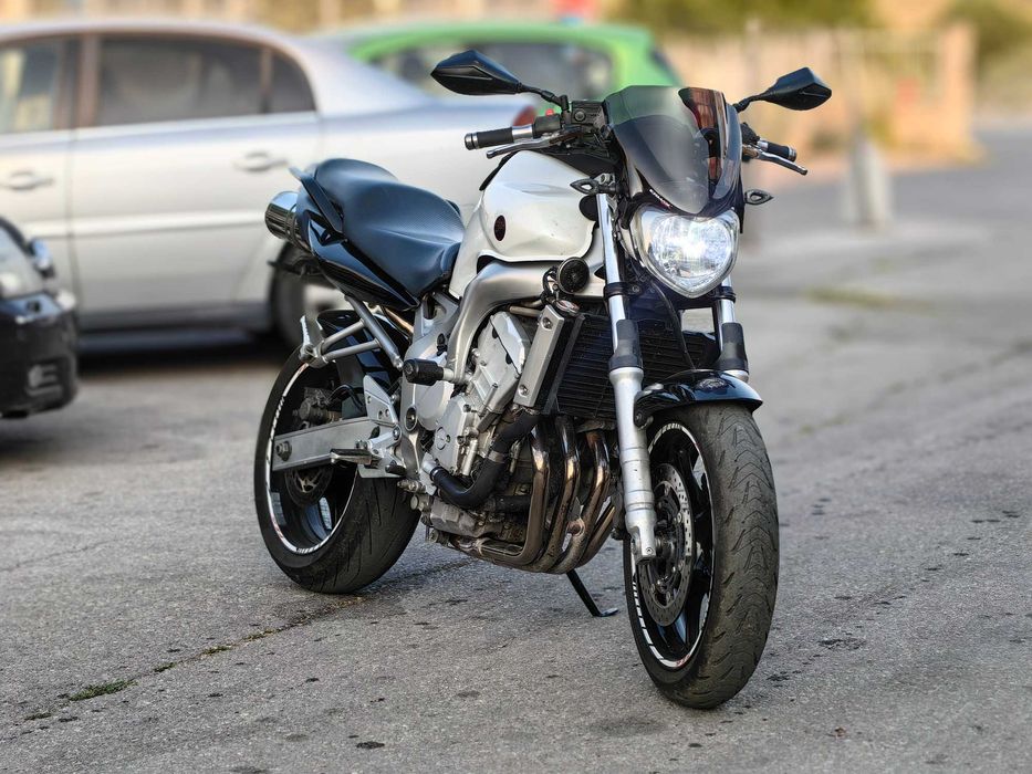 Yamaha FZ6 S2 600