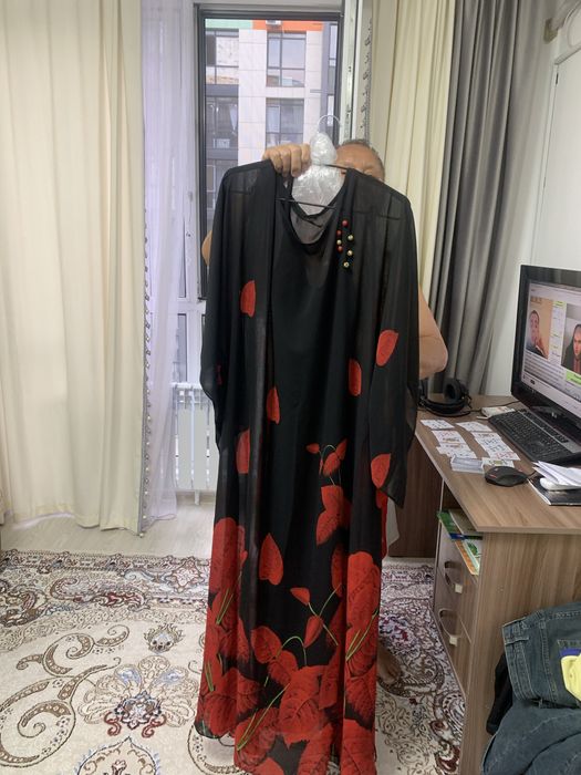 Продаю женское платье