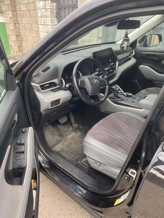 Продам авто toyota Higlander 2021