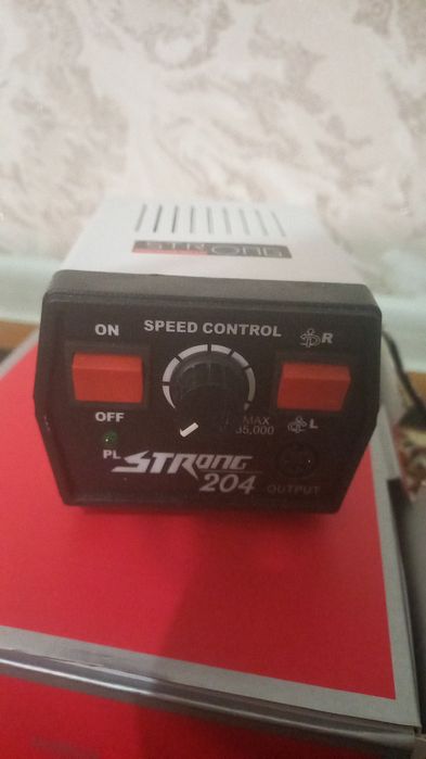 Аппарат для маникюра и педикюра