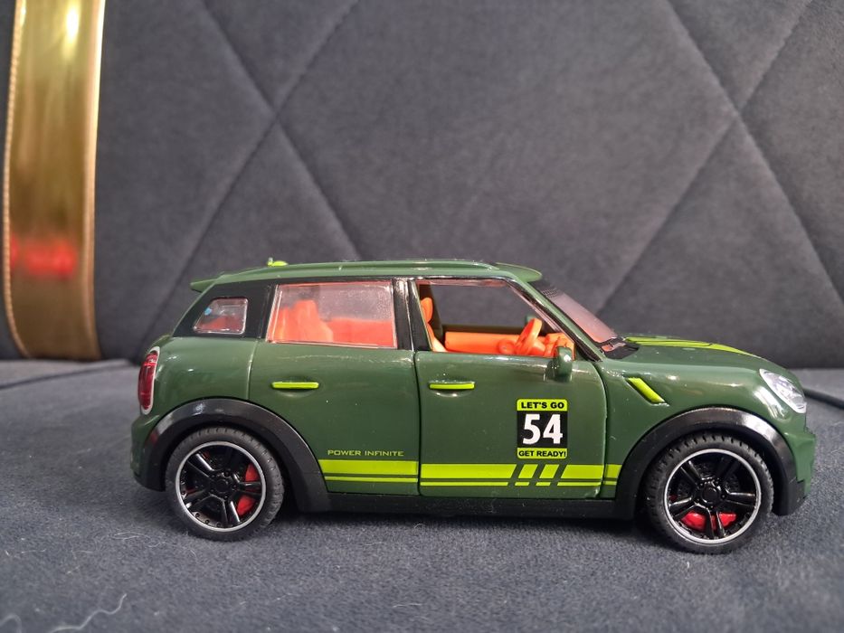 Игрушки б/у в хорошем состяний