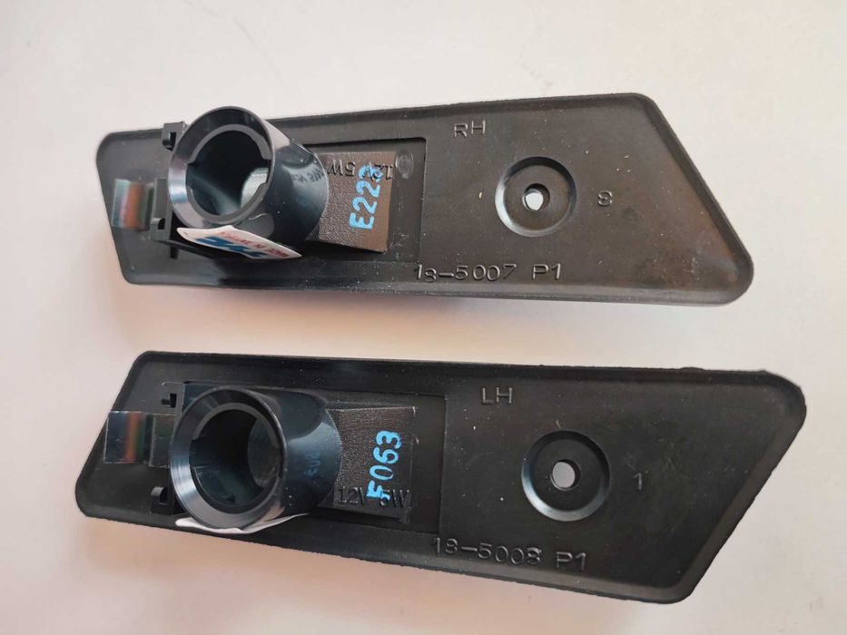 Странични мигачи БМВ Е34 Е36 Е32 тъмни затъмнени тунинг нови BMW E36