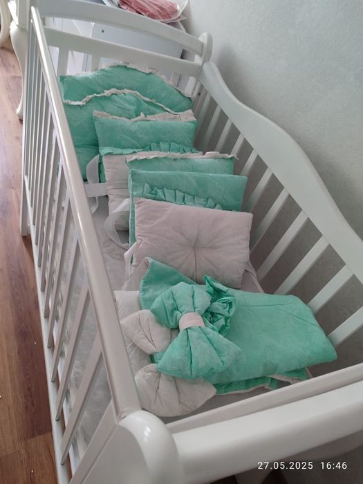 Детская кровать с бортиками