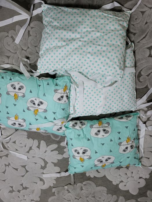 Бортик на детскую кроватку