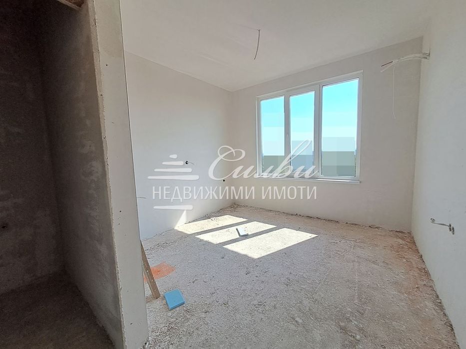 Продава се Тристаен апартамент в Шумен, Тракия - 90 кв.м за 689 €/кв.м - Снимка #1