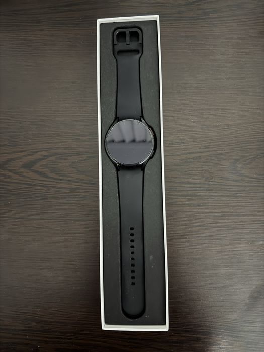 Samsung Galaxy Watch 4 44mm (Черен)