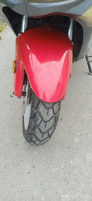 Продам макси скутер