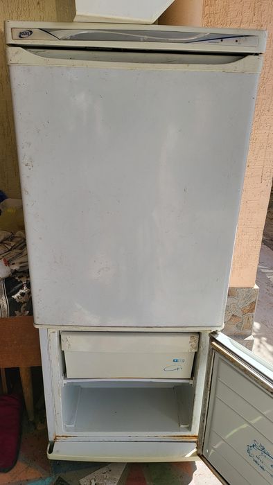 Холодильник посуда мойка