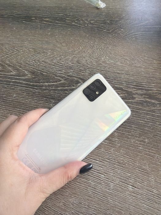 Продам Samsung a51 со разбитым  экраном