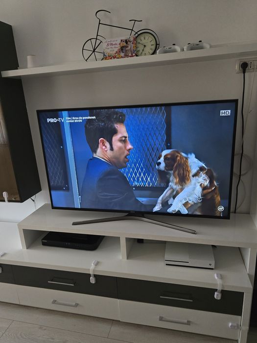 Televizor Smart 4k UHD Samsung 138 cm