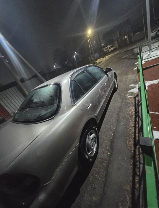 Хендай Соната 1998 года