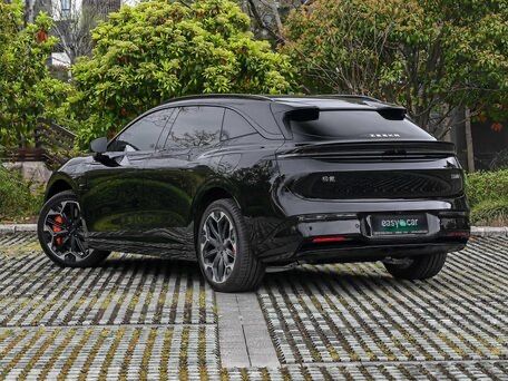 Zeekr 007  GT dop opsiya diska+salon natariusga tayyor