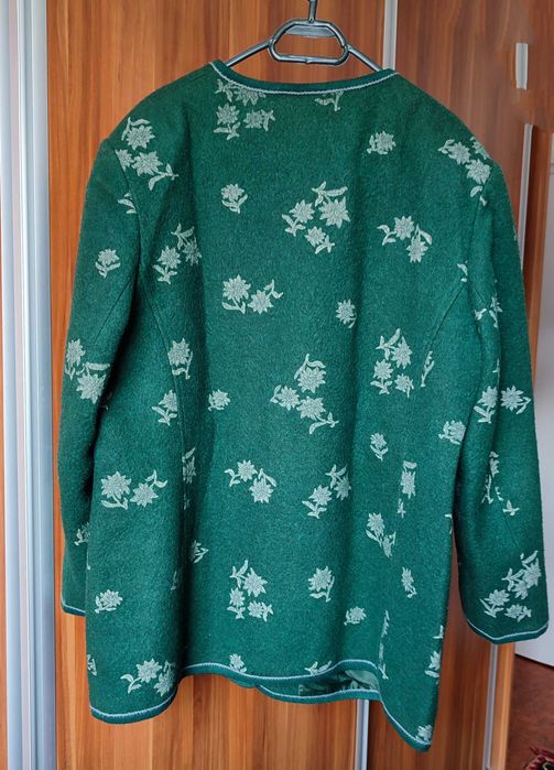 Hăinuță damă - stil tradițional austriac, din lână