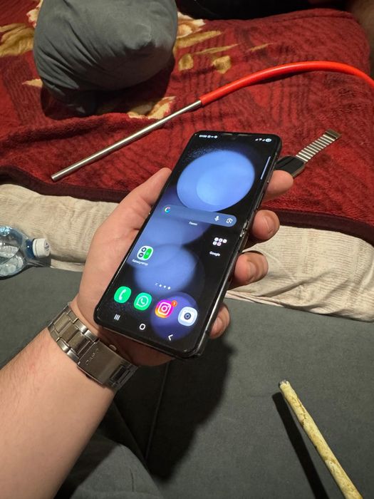 Samsung z flip5 256 gb