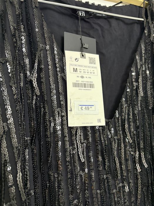 Официална рокля с пайети