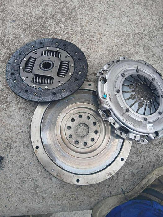 Маховик съединител комплект за опел зафира