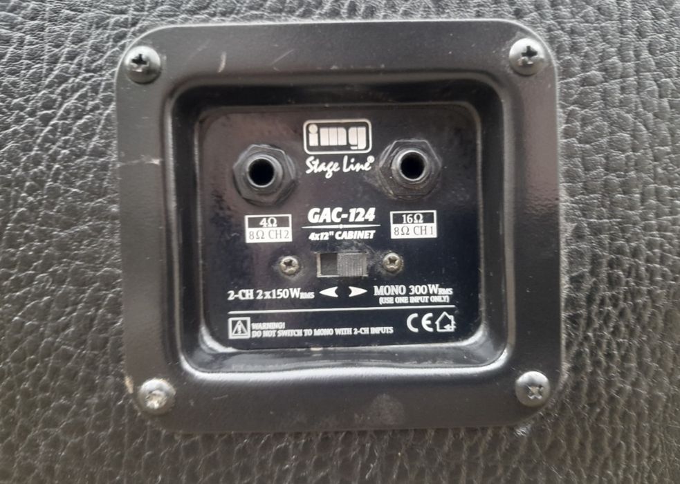 IMG Stage Line cabinet chitara