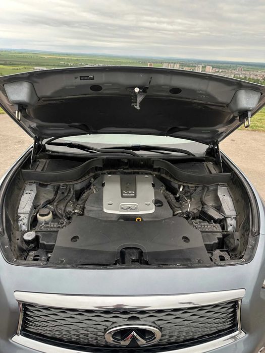 INFINITI QX70 3.7 V6 AWD, модел 2017 г., на реални 99300 км,