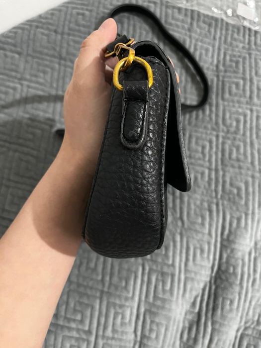 Продаются сумка черное