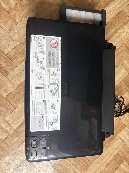 Продам цветной принтер Epson