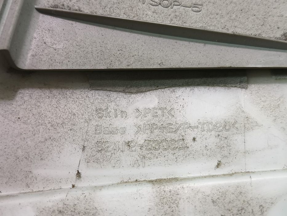 Ornament 62412-53060 Toyota RAV4 3 (XA30)