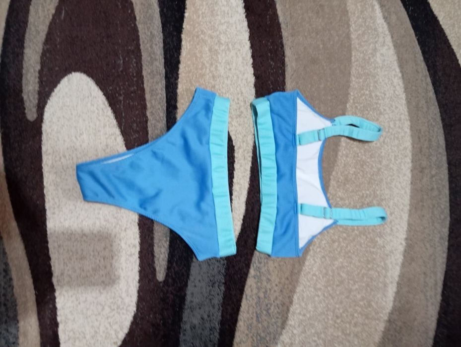 Купальник для красивых девушек.