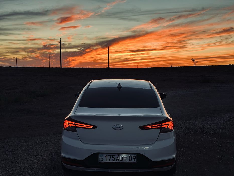 Elantra 2020года