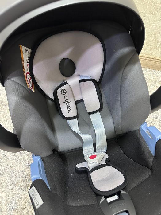 Автокресло Cybex Aton