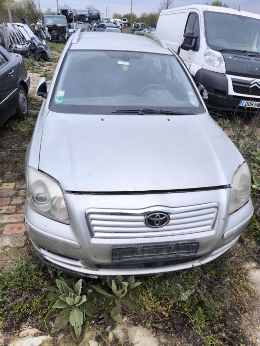 Тойота Авенсис Дикат 177к цяла или на части