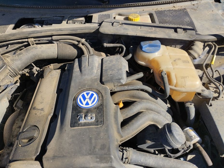 Vând passat 1.6  benzina și gpl an  2003