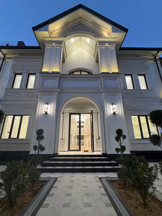 Продается дом 7 комнат+ 2 холл, ориентир: Никитина, 3 сотки 530м²