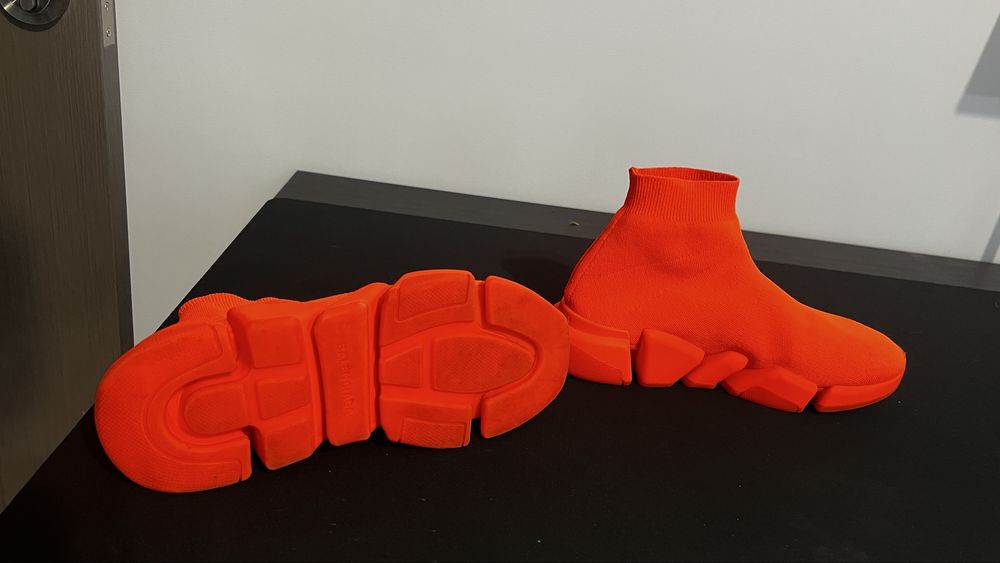 Balenciaga Speed 2.0 Sneaker - Neon Orange