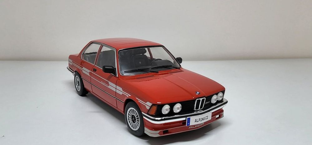 Machetă Bmw Alpina C1 1/18 Solido