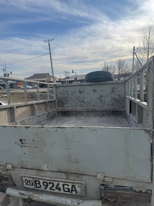 Volga pikap sotiladi 1985 yili balonlari yaxshi ishga tayyor