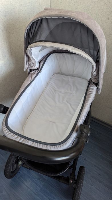 Продавам детска количка  Cam Dynamico Up Rover 923