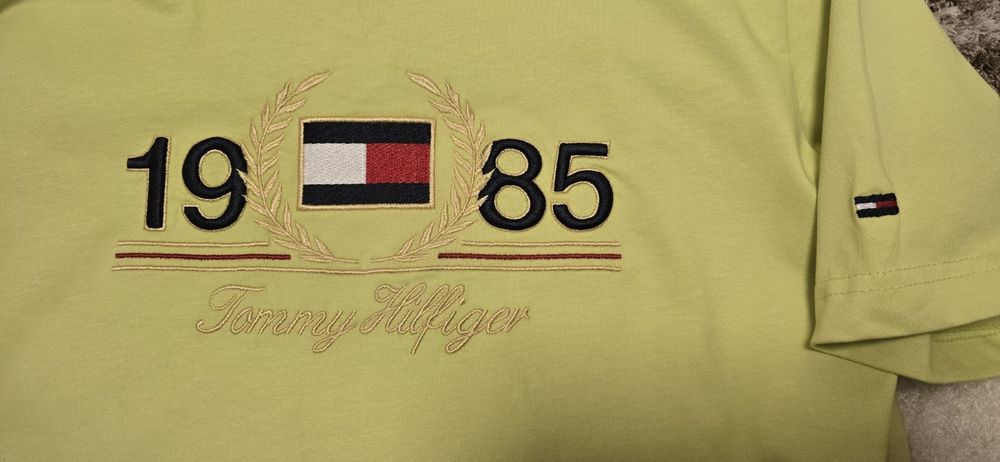 Нова.  Тениска памучна оригинална.  TOMMY HILFIGER