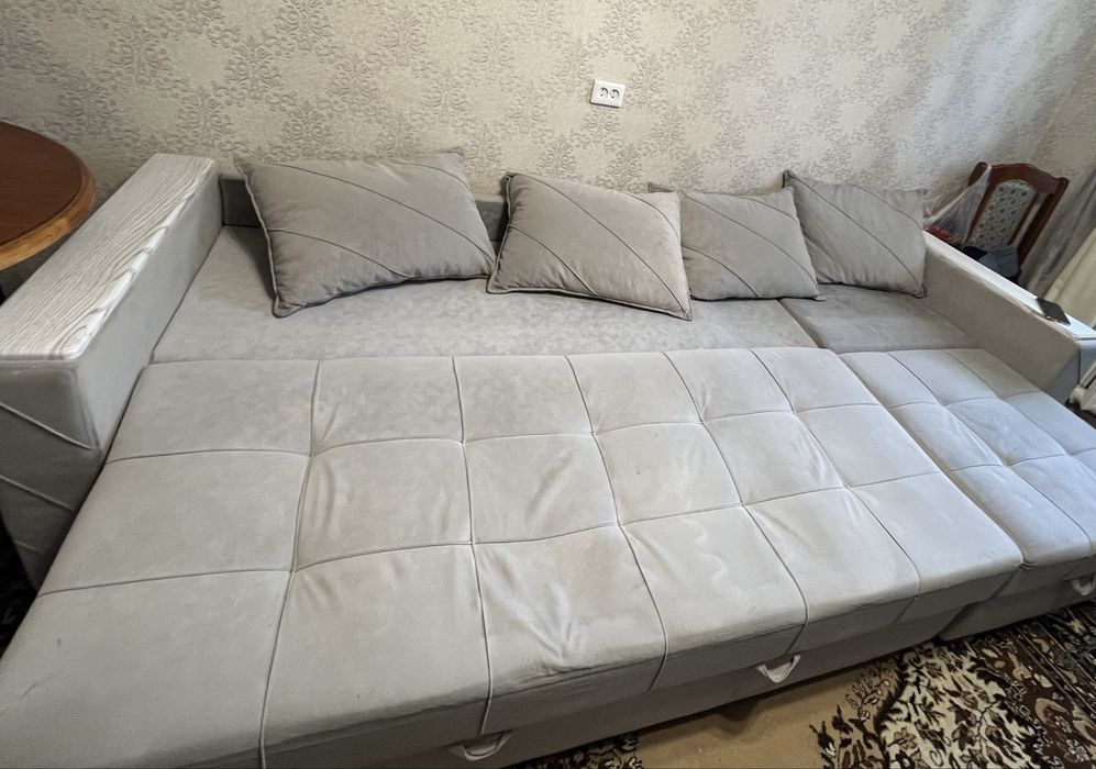 Продам просторный большой диван