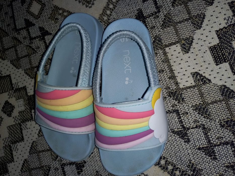 Продаются детские кроксы.