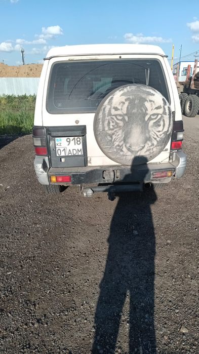 Продам Митсубиси Паджеро 2
