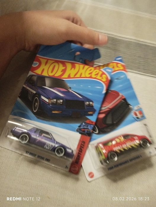 Машинки хотвилсы