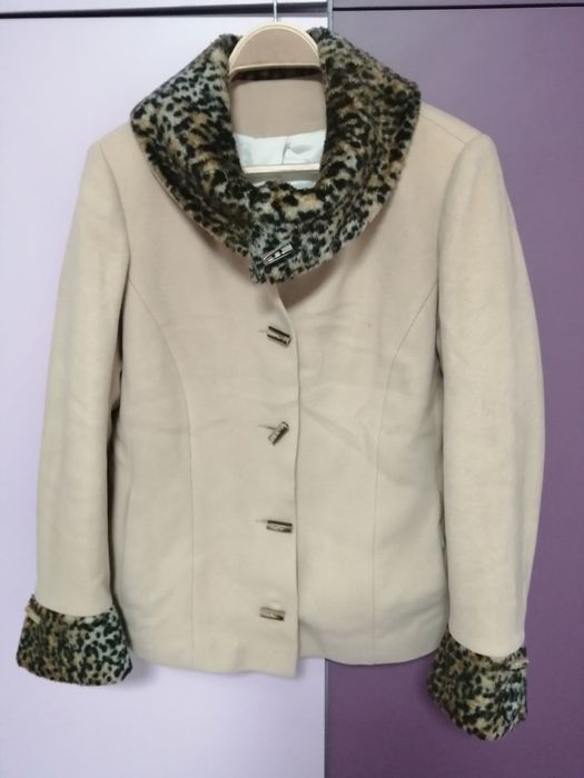 Палто от вълнен плат с вата