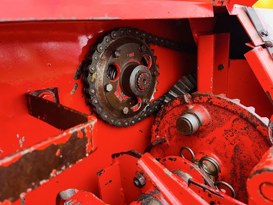 Presa de balotat mica, Welger AP 41, baloti patrati, dreptunghiulari