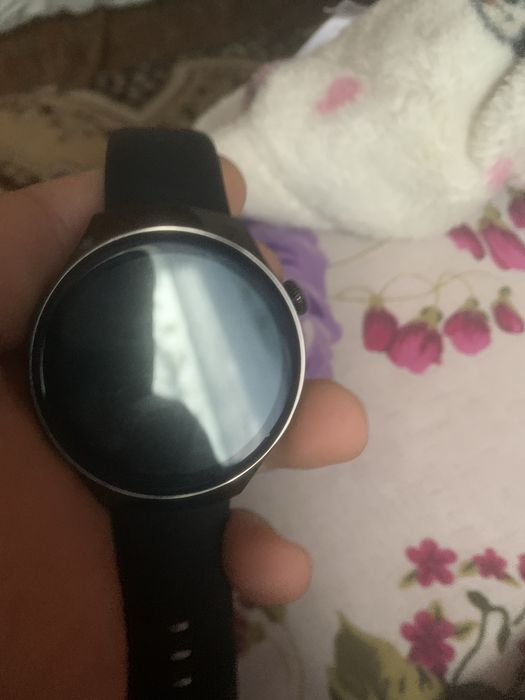 Vînd ceas smart nou nout