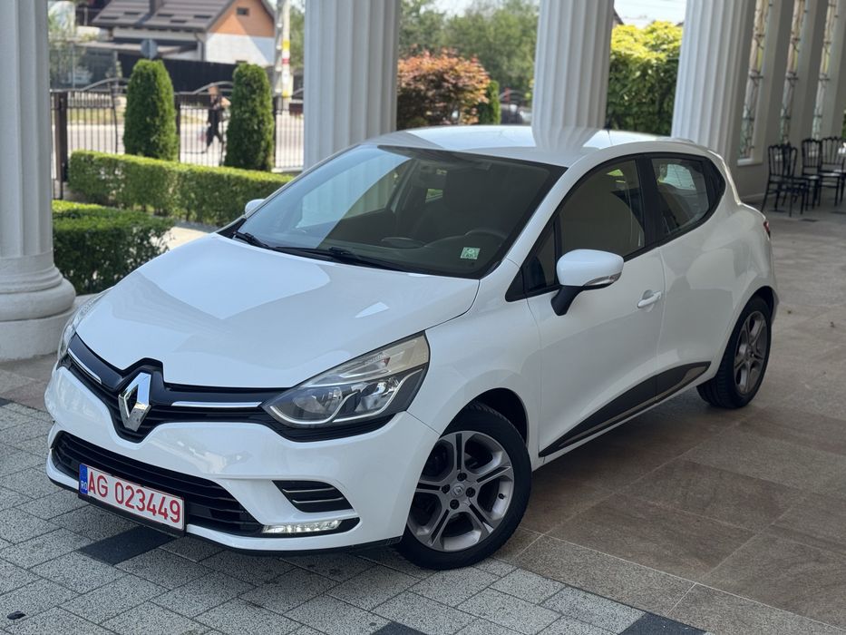 Clio 4 facelift navi led senzori