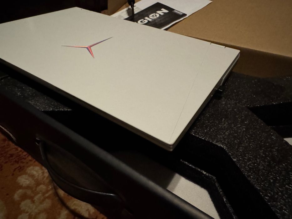 Legion 5 pro ryzen 5800H nvidia 3070 1tb